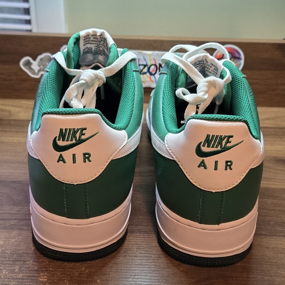 Nike Air Force 1 "Nike By You" Custom Made Kelly Green White - Picture 3 of 6